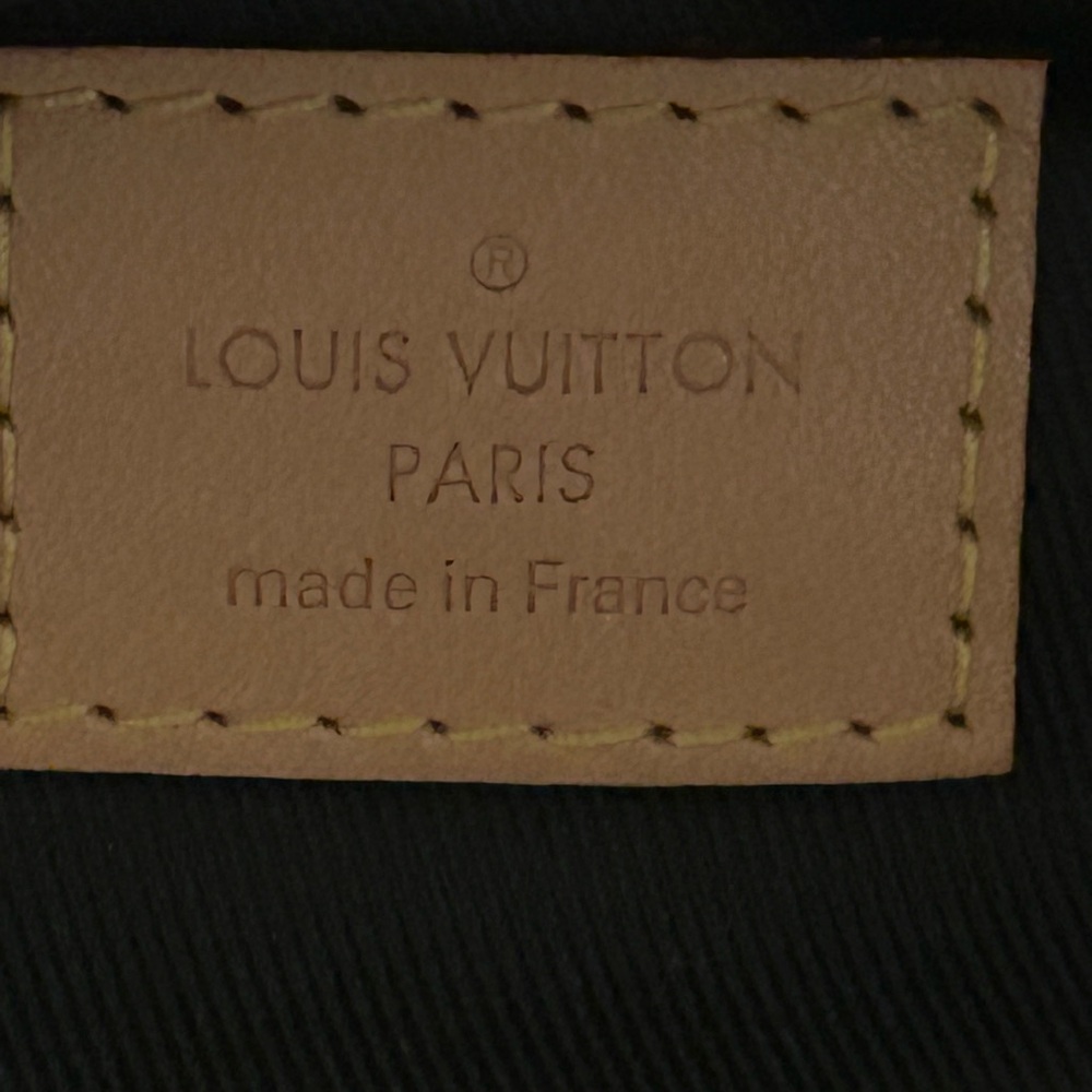 Louis Vuitton My World Tour Bumbag - Picture 4 of 16